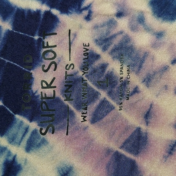 Torrid Super Soft Tie Dye Short Sleeve Shirt - Picture 4 of 4